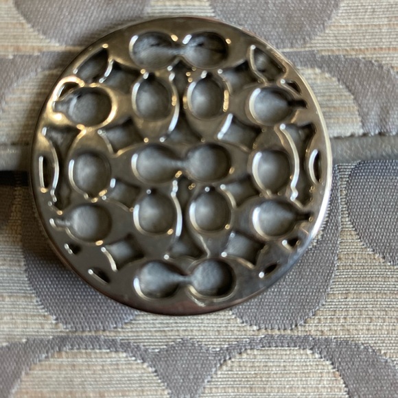 Pre-owned Gray and Pink lined Coach Wallet - Picture 3 of 12